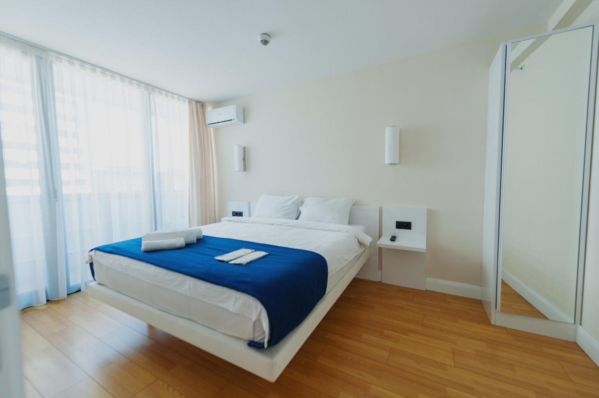 P A N O R A M A A P R T H T E L Orbi With Sea View Hotel Batoemi Buitenkant foto